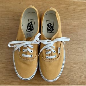 Vans ochre/yellow lace up sneakers W sz 7